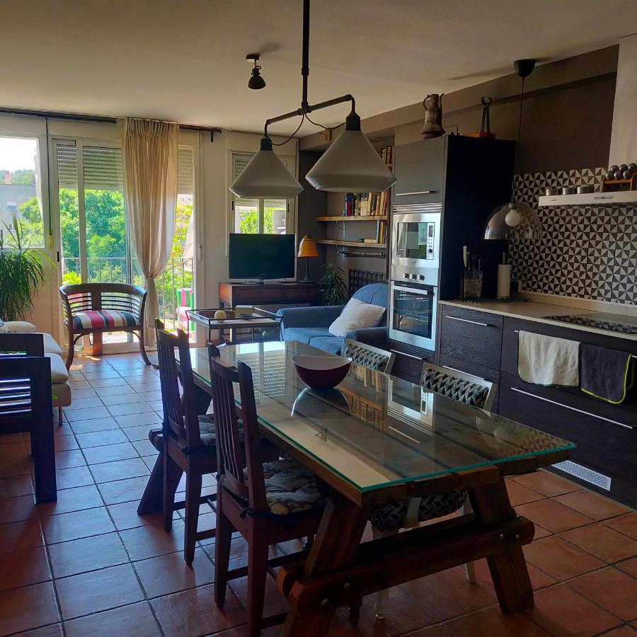 Una Parada A L'Anoia En Apartamento Compartido Daire Capellades Dış mekan fotoğraf